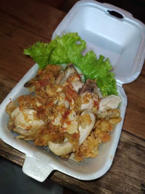 Ayam Penyet Sambel-Sambelan 8