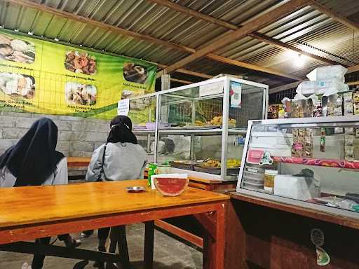 Warung Makan Lestari 7