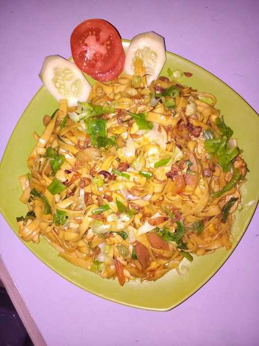 Warung Nasi Goreng Ren & Sof 4