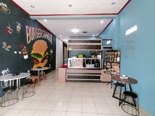 Burger Bangor Express Arjawinangun 8