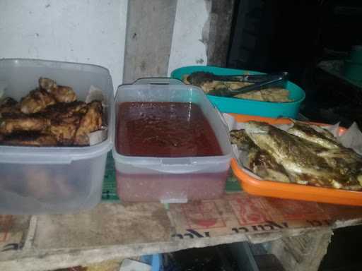 Warung Makan Bu Basnah 1