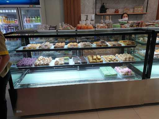 Prima Rasa Bakery Pastry 7