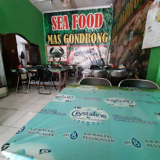 Mas Gondrong Seafood Resto 6