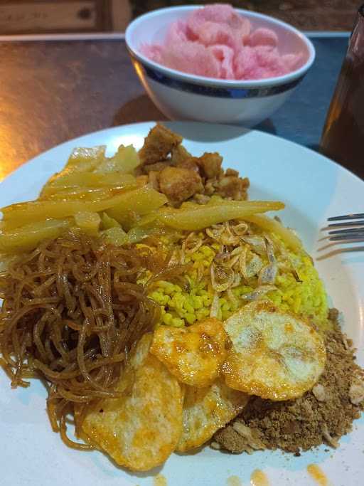 Nasi Kuning & Nasi Uduk Ibu Elly 6