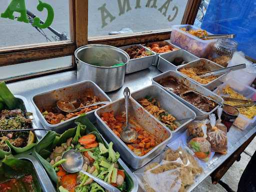 Nasi Uduk Carina (Pagi) 9