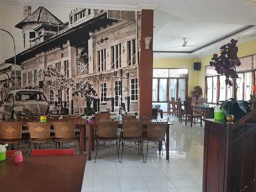 Rumah Makan Laksana 9