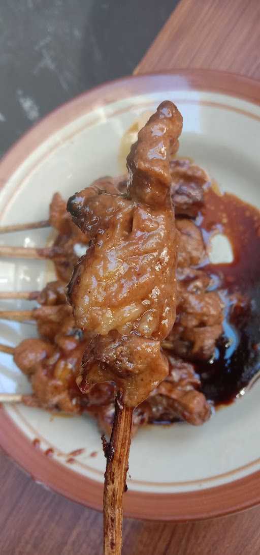 Sate & Gule Sapi Pak Uje 1