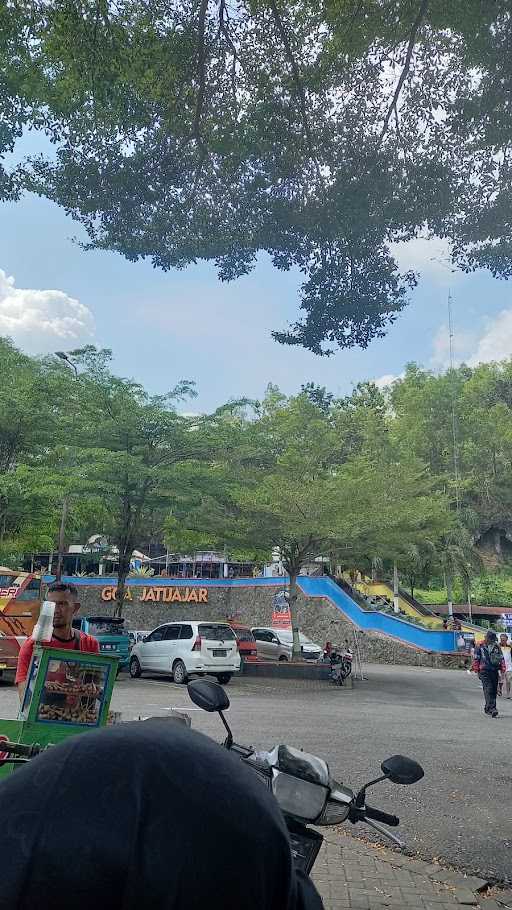 Jatijajar Cave Parking Area 9