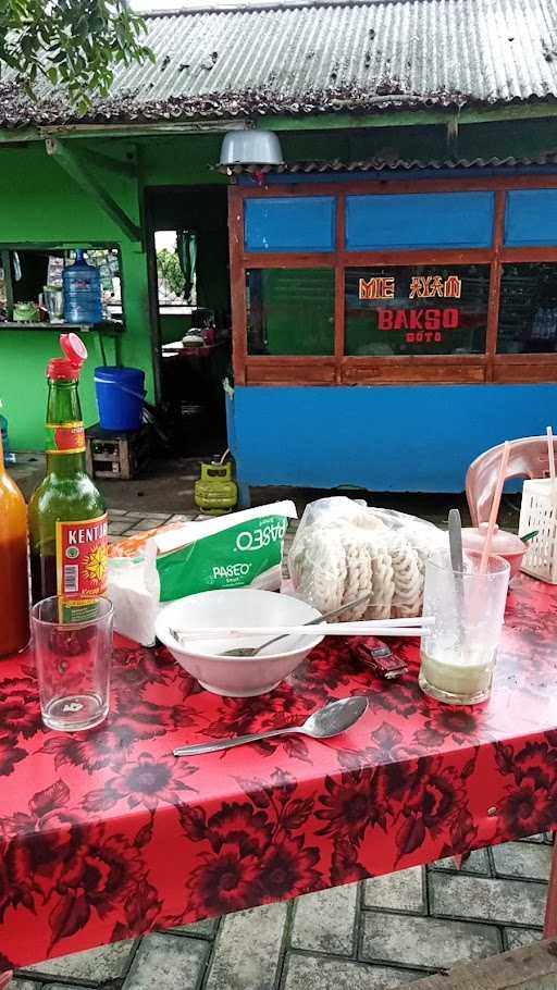 Mie Ayam Pinggir Kali 2