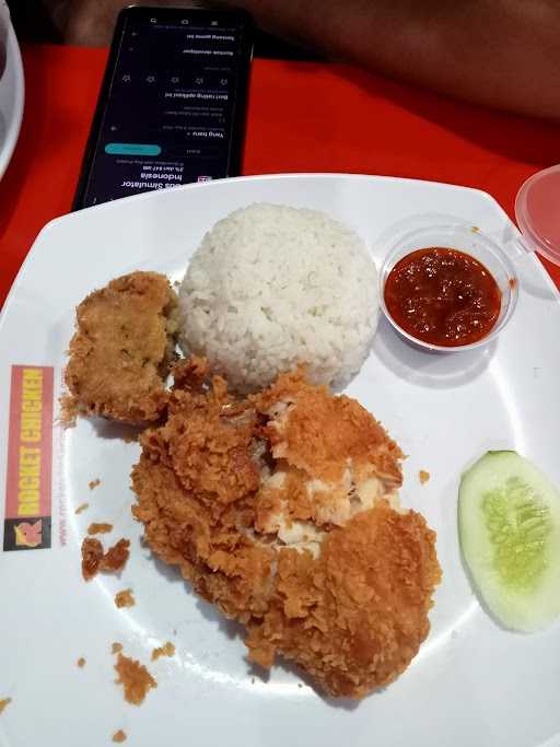 Rocket Chicken Demangsari 9