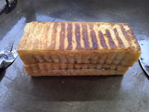 Roti Bakar Boga Rasa 6