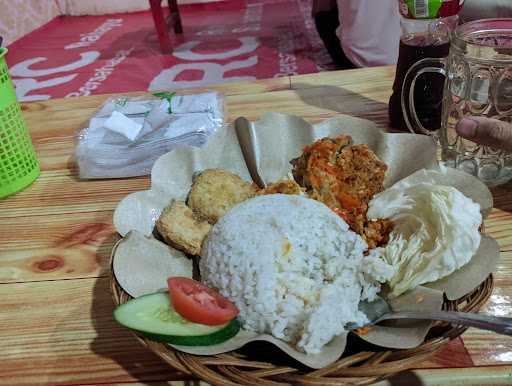 Rumah Makan Bunzo 1