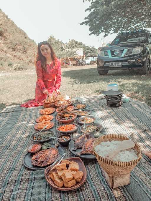 Rumah Makan Saung Kaprok 6