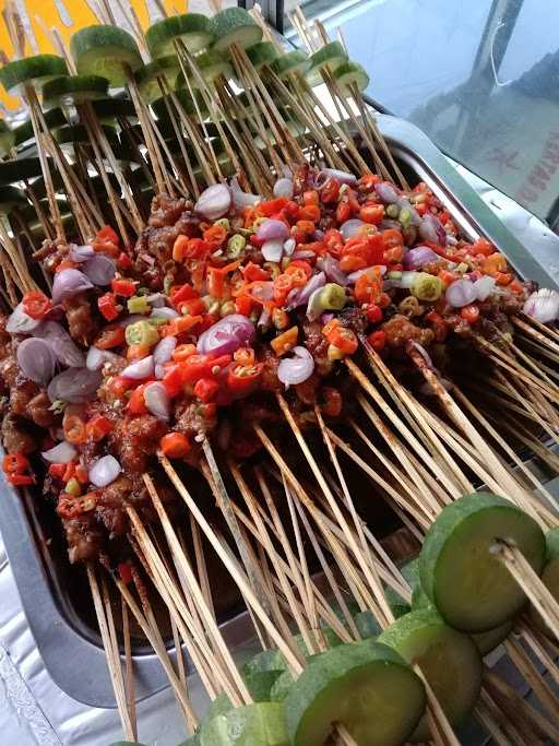 Sate Ayam Pengkolan 8