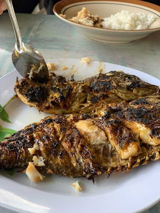 Seafood Bu Nanang 8