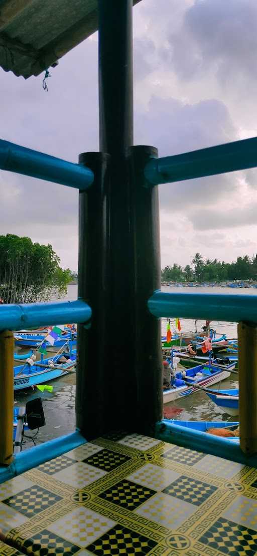 Warung Makan Jembatan Ayah 3