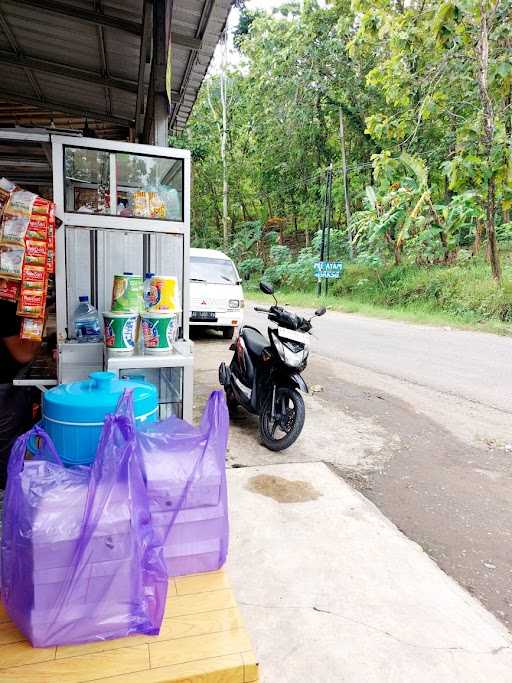 Warung Makan Nispoet 5