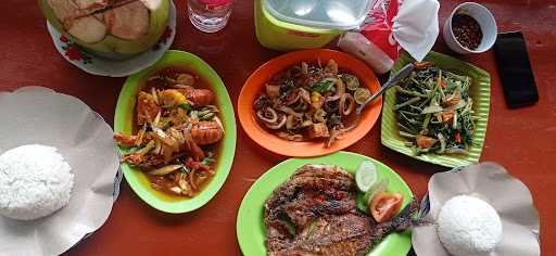 Widi Seafood Menganti 2