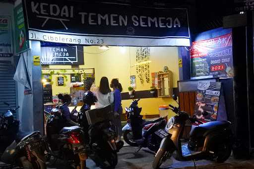 Kedai Temen Semeja 9