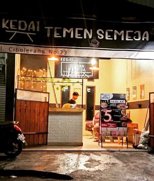 Kedai Temen Semeja 8