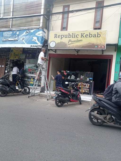 Republic Kebab Premium Babakan Ciparay 3