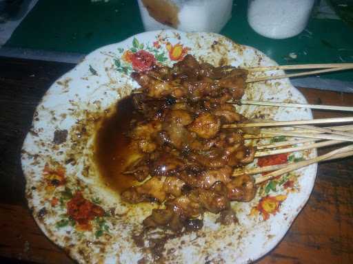 Warung Sate Dan Soto Madura 1