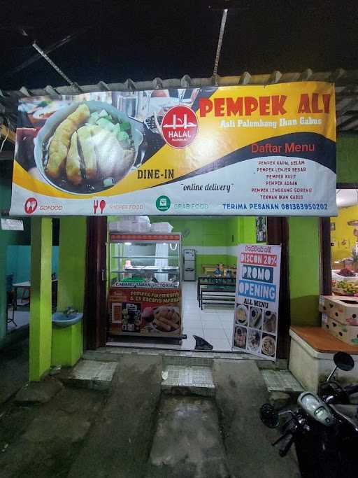 Pempek Ali Cabang Victoria 6