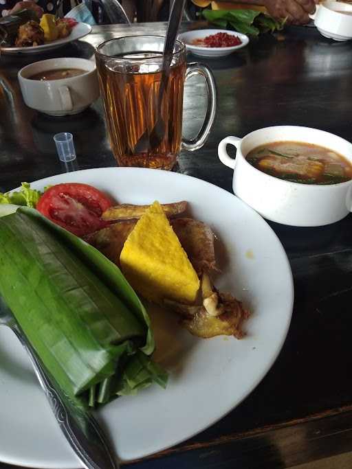 Restoran Pancarsari Taman Budaya Sentul City Bogor 5