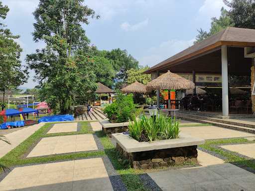 Restoran Pancarsari Taman Budaya Sentul City Bogor 6