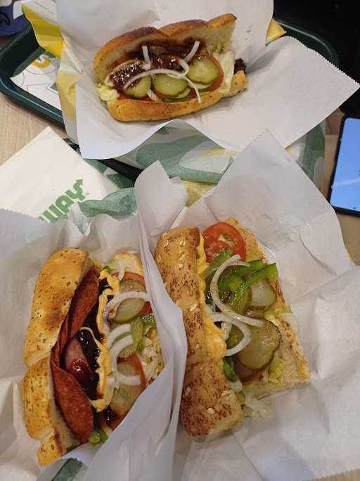 Subway - Æon Mall Sentul City 8