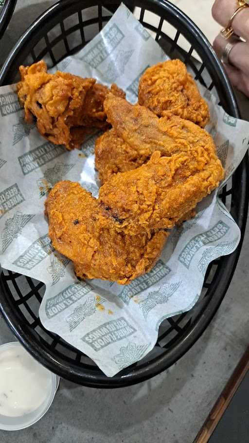 Wingstop - Æon Mall Sentul City 2