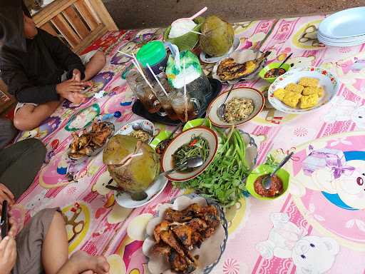 Warung Nasi Ibu Rusti 8