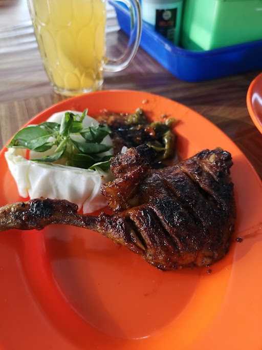 Warung Tany Seafood 10