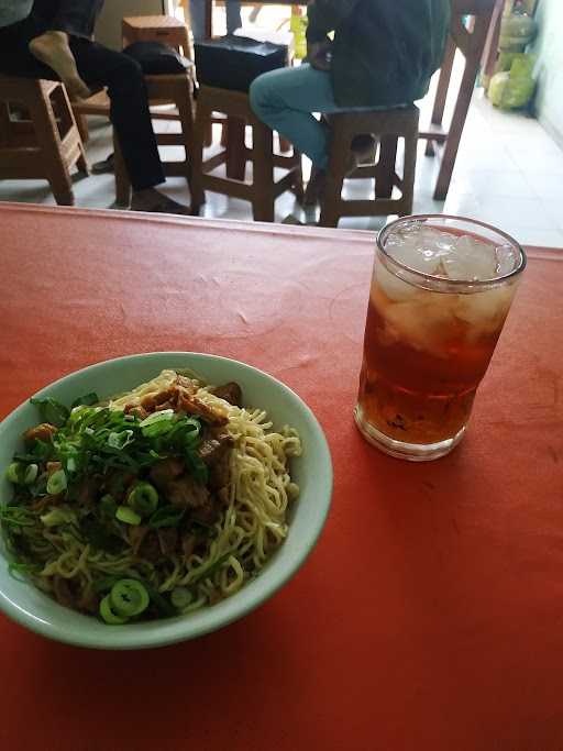 Mie Ayam Putra Gajah Mungkur 3