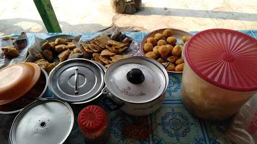 Nasi Uduk Betawi Ibu Hj. Sopiyah 9