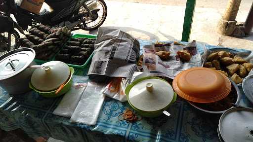 Nasi Uduk Betawi Ibu Hj. Sopiyah 2