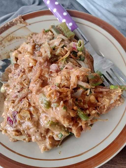 Gado-Gado Bi Towip 3