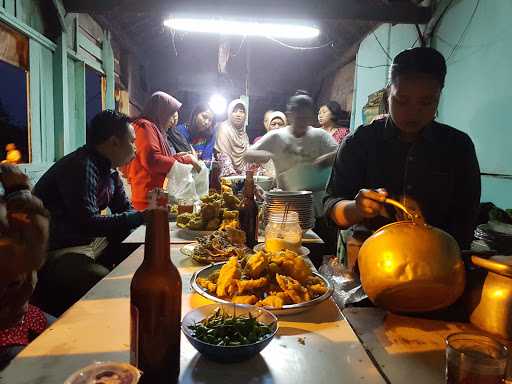 Warung Ponggol Hj. Mariyah Ulfa 1