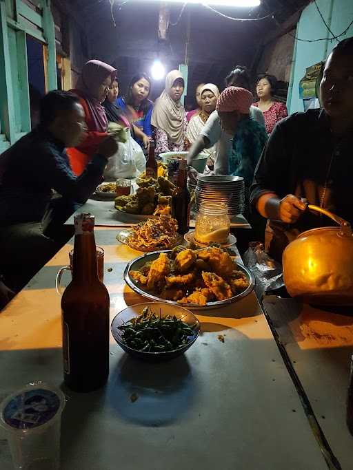 Warung Ponggol Hj. Mariyah Ulfa 7