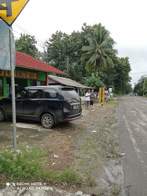 Warung Soto Betawi 4