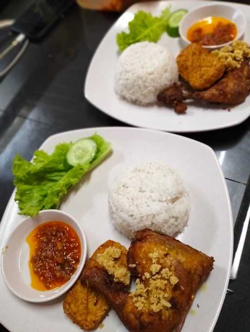 Ayam Goreng Rumahan 1