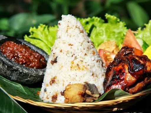 Rumah Makan Ayam Bakar Nusantara 10