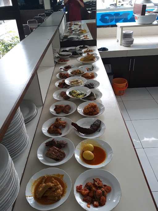 Rumah Makan Gumarang Olek 9