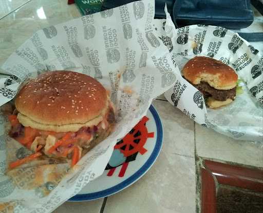 Good Daddy Burger Bandung 5