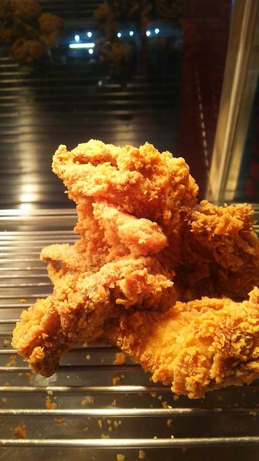 Hisana Fried Chicken - Baleendah 7