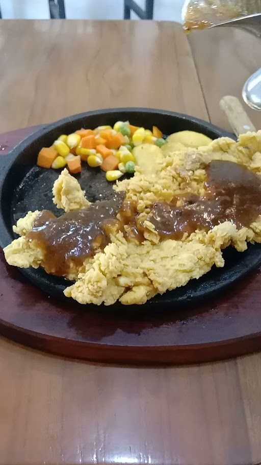 Labbaik Chicken Rancamanyar 5