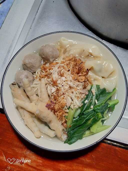 Mie Akup 3