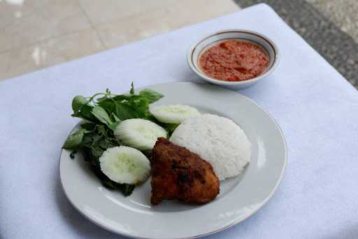 Ayam Bakar Ibu Nina 7