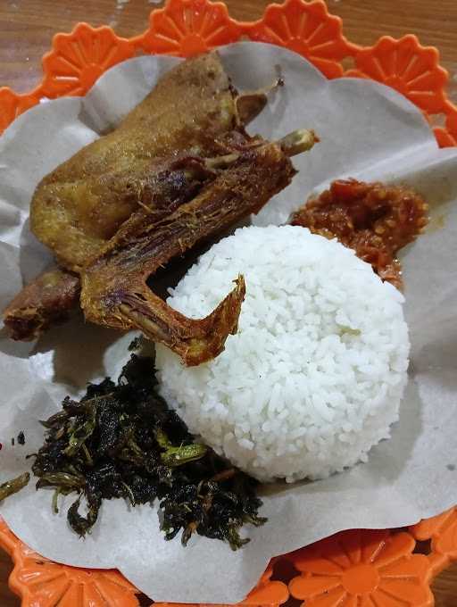 Ayam Bebek Ganja Sudirman 10