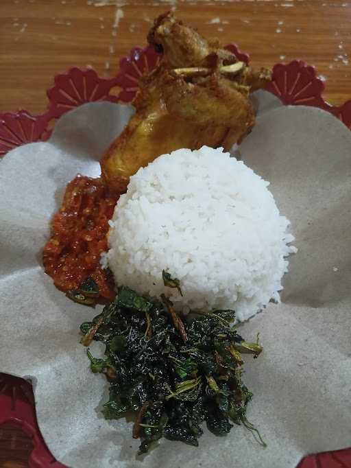 Ayam Bebek Ganja Sudirman 5